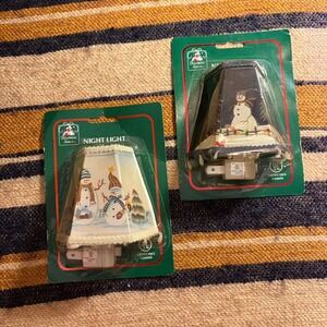 Christmas House Snowman Plug-In Night Light 2 Pack Winter Holiday Granny 90s